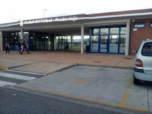 Ciudad del Futbol de Pradoviejo – Aparcamiento Ciudad del fútbol Pradoviejo (Aparcamiento interior)