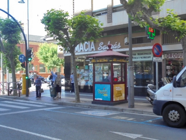 Repblica Argentina 54 ORA – Aparcamiento República Argentina, Avda. 54