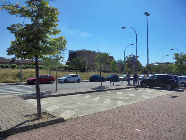 La Ciguena aparcamiento UR – Aparcamiento Cigüeña, La (Aparcamiento Universidad de La Rioja)