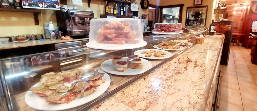 Barra con pinchos
