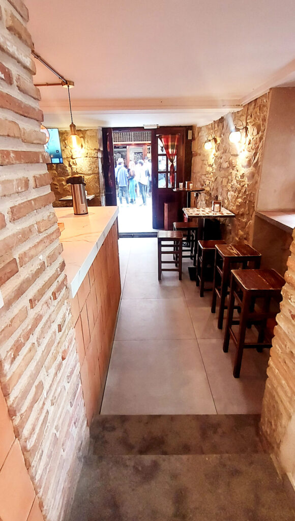 Interior 3