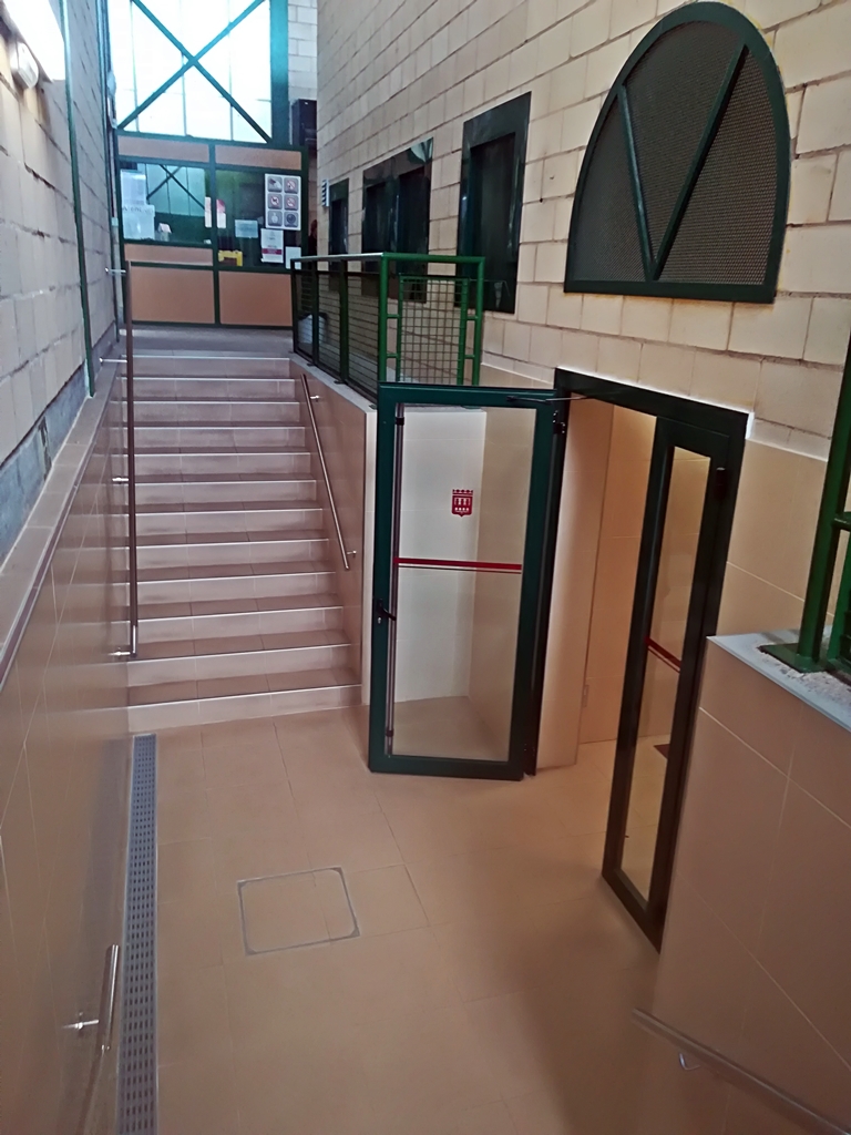Acceso vestuarios