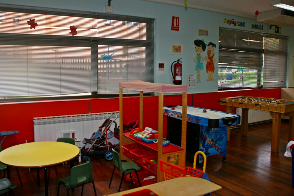 Interior 2