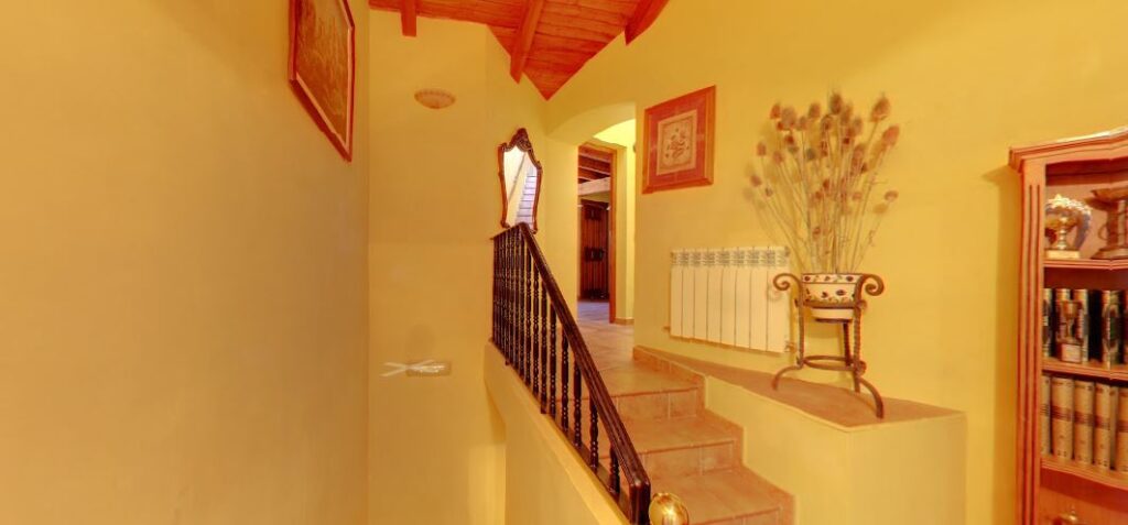 Detalle acceso Habitación la torre