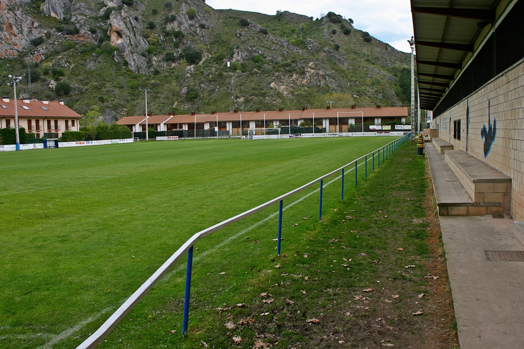 Campo de Futbol – Campo de Fútbol Municipal