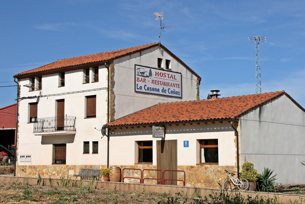 Fachada Hostal – Hostal La Casona de Cañas