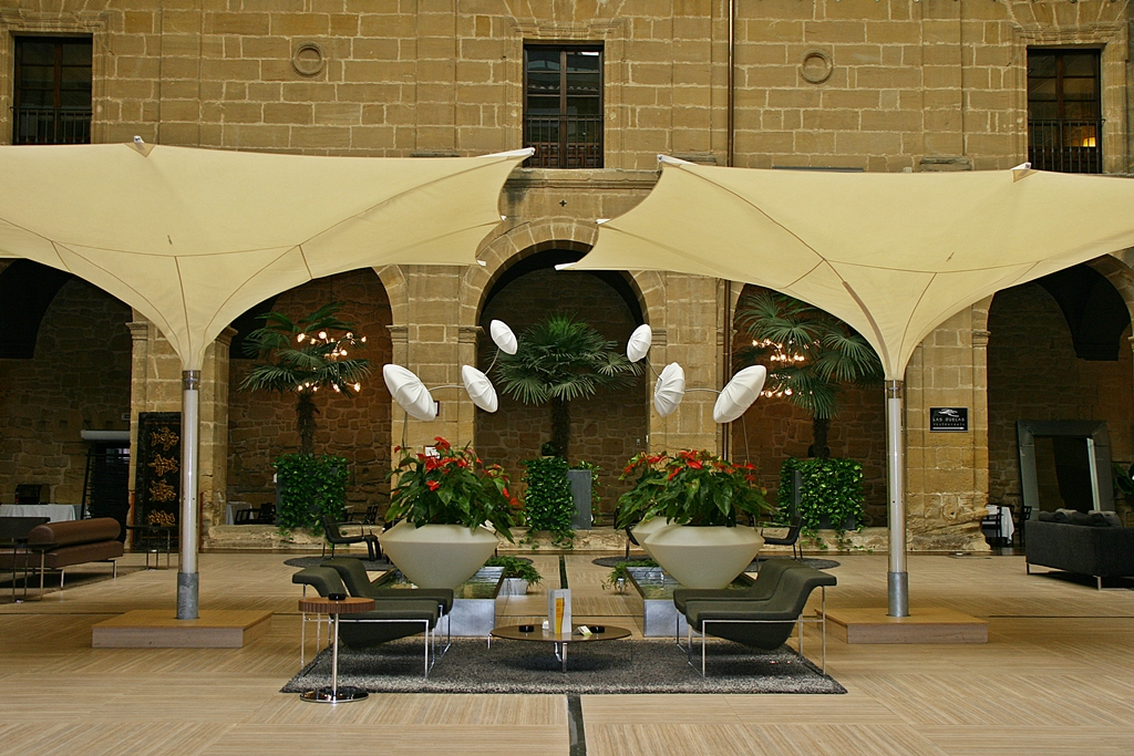 Claustro