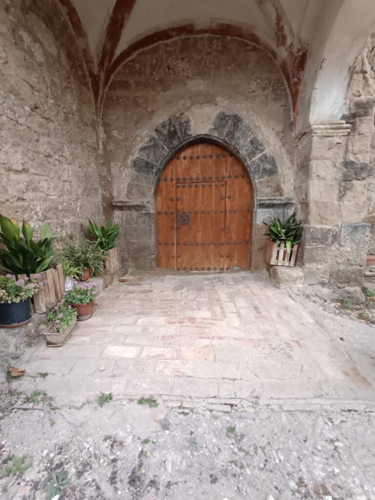 Acceso principal 2