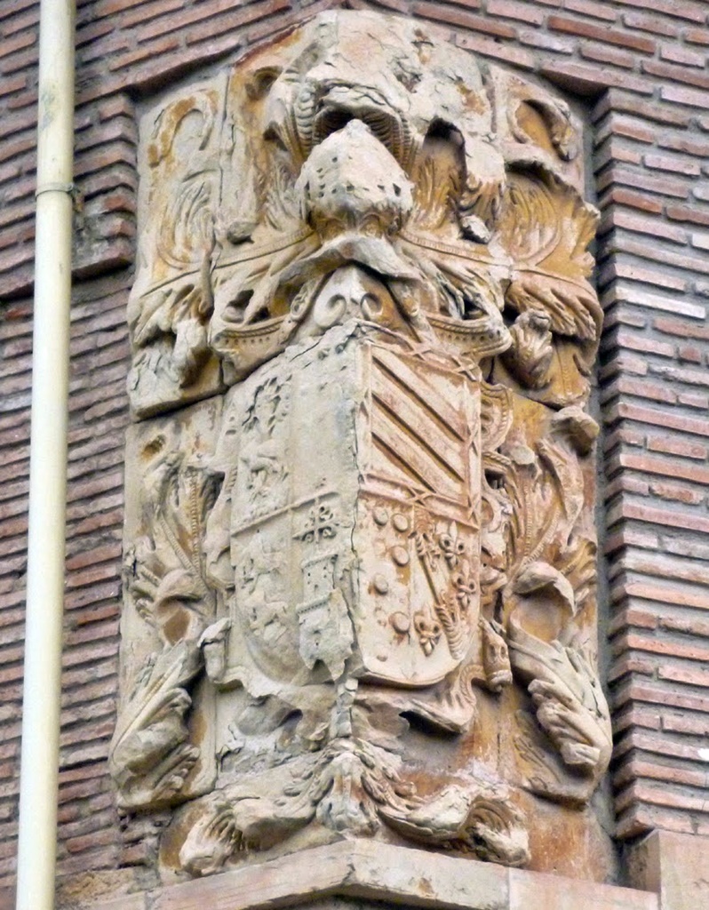 Escudo en esquina